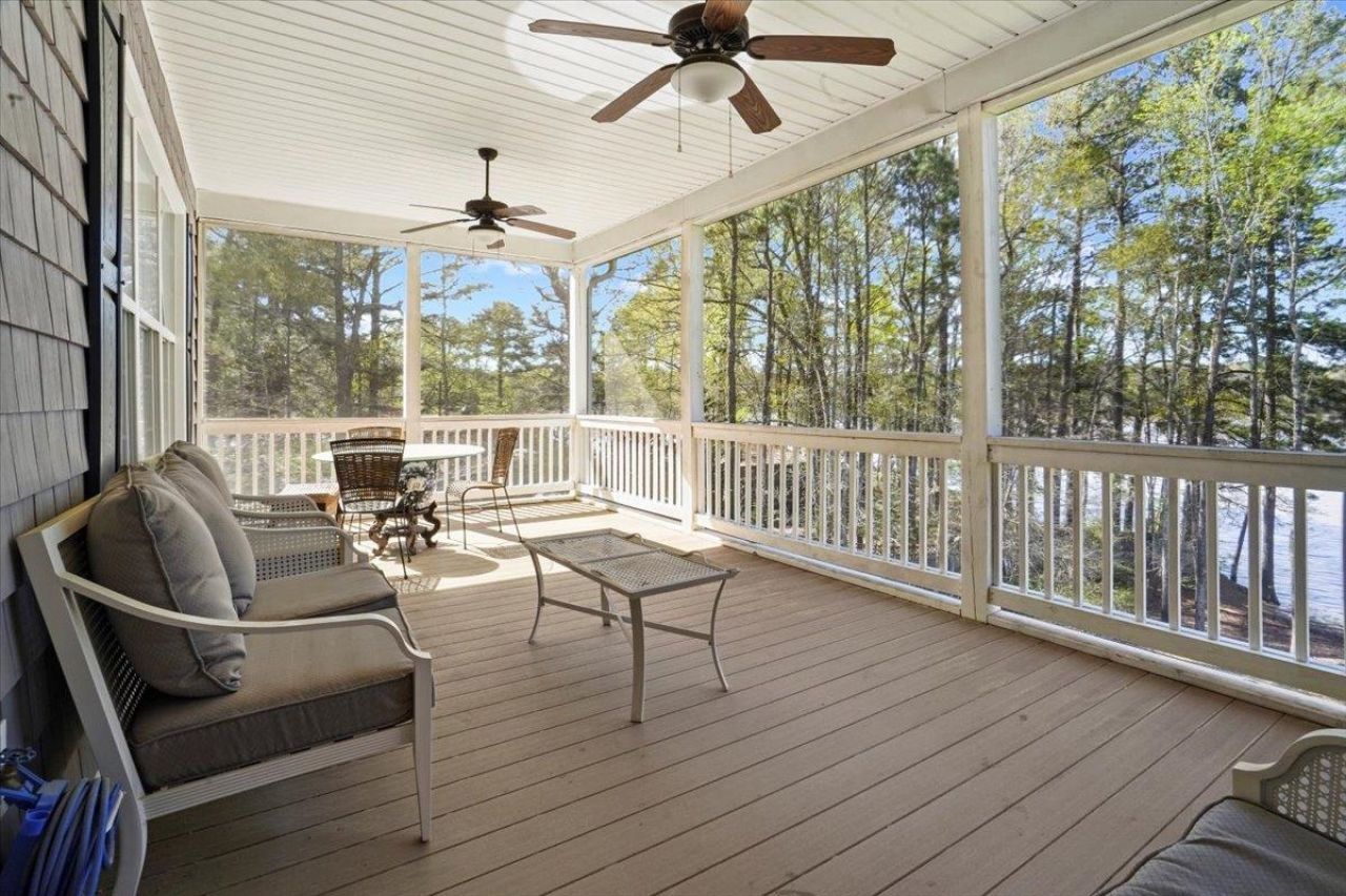 4472 River Rd.  Photo 30