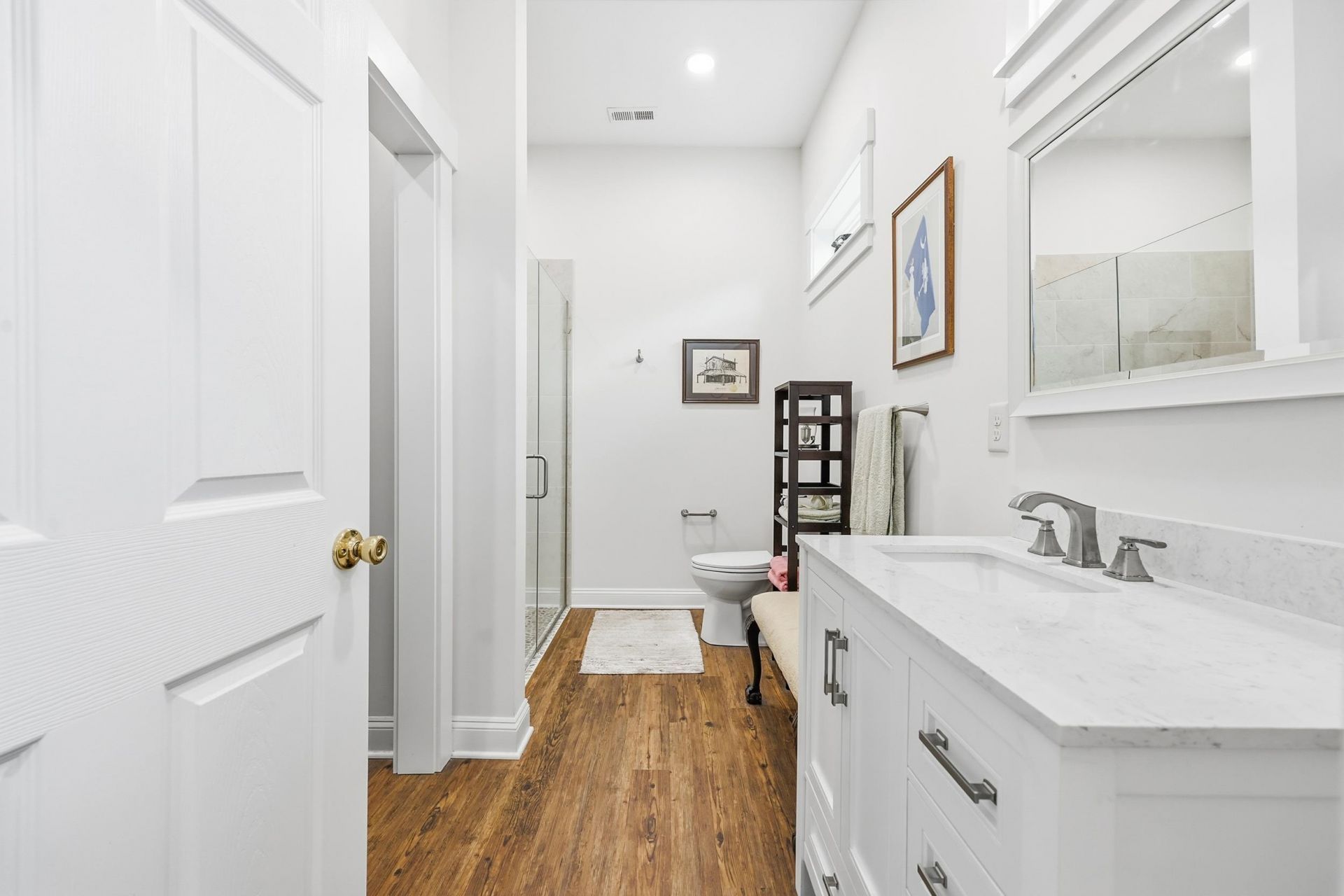 1109 Duke St. Photo 9