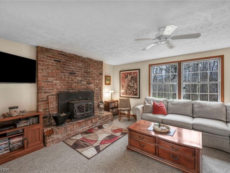 13160 Stoney Springs Drive, Chardon, OH 44024 Photo 11