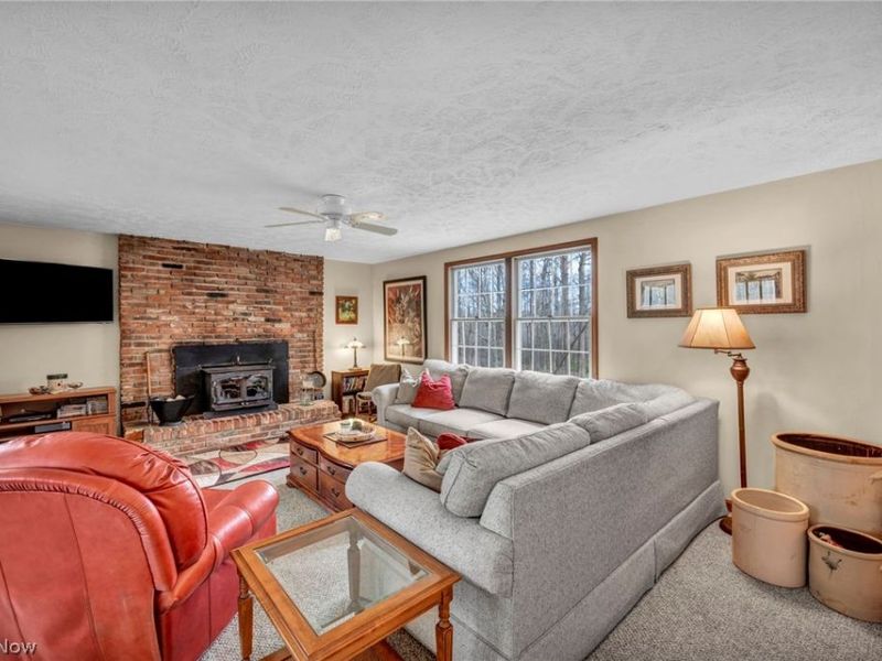 13160 Stoney Springs Drive, Chardon, OH 44024 Photo 12