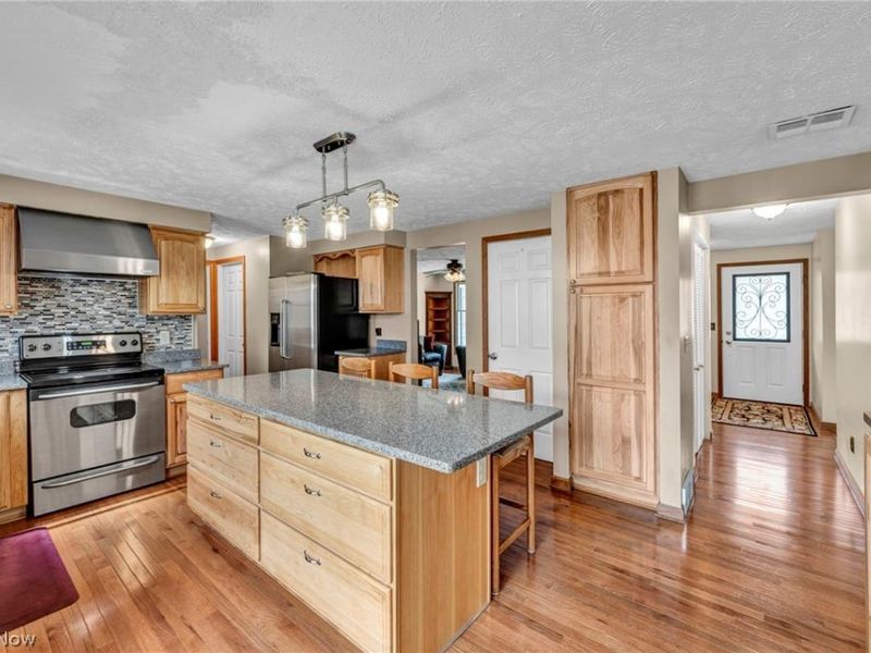 13160 Stoney Springs Drive, Chardon, OH 44024 Photo 16