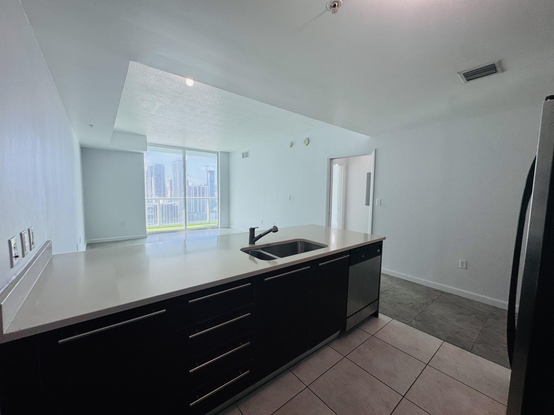 1900 N Bayshore Drive, Unit 3609, Miami, FL 33132 Photo