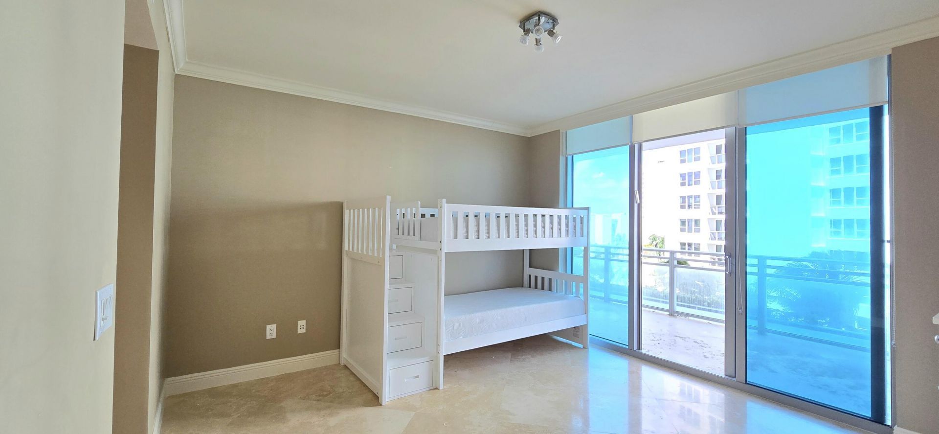 3535 S Ocean Drive, Unit 506, Hollywood, FL 33019 Photo