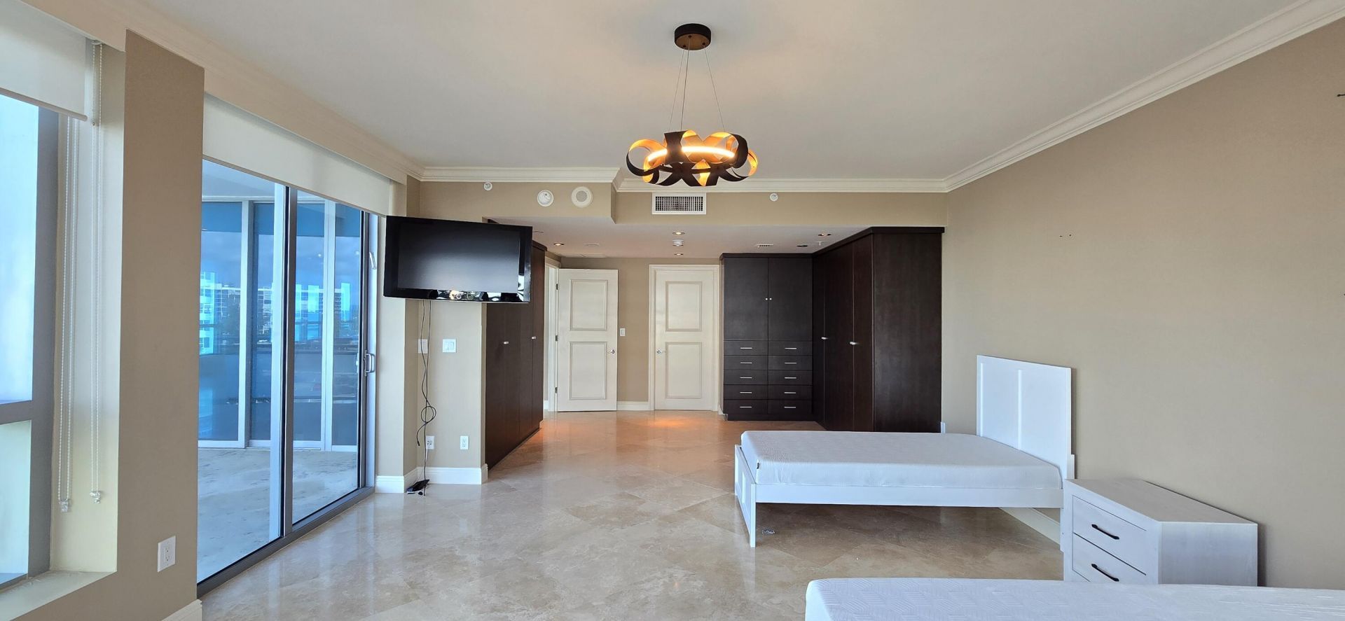 3535 S Ocean Drive, Unit 506, Hollywood, FL 33019 Photo