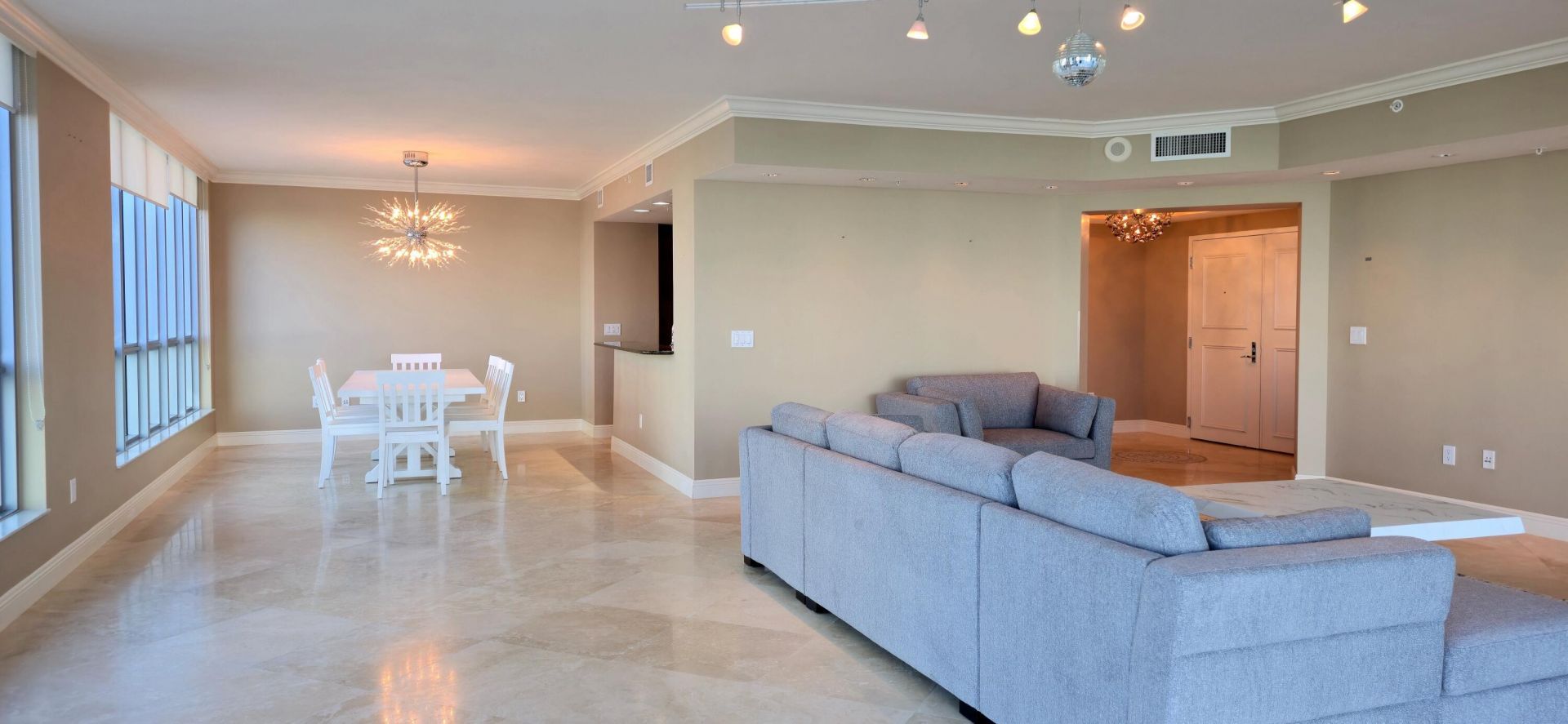 3535 S Ocean Drive, Unit 506, Hollywood, FL 33019 Photo