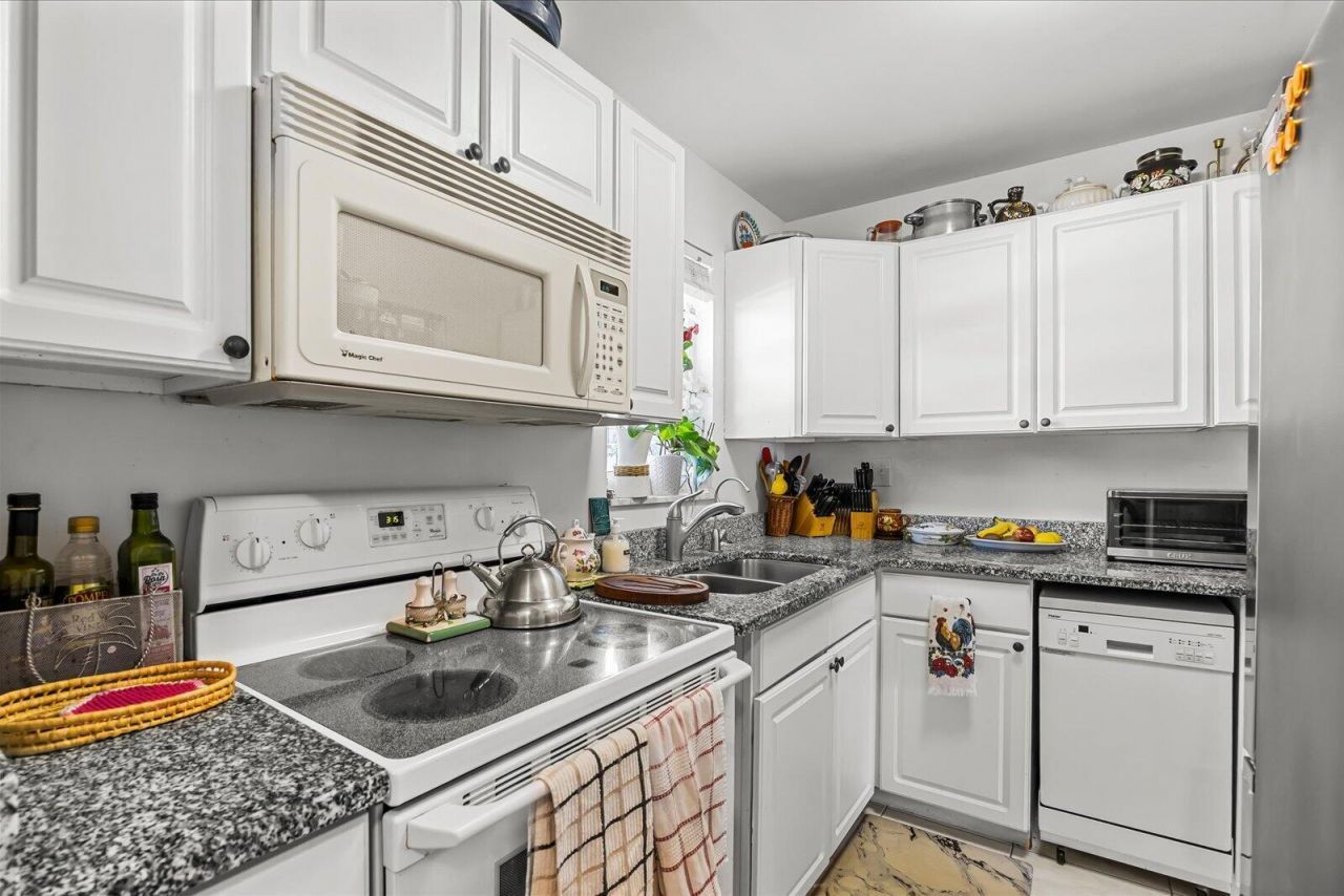 1943 SW Palm City Road, Unit 22-d, Stuart, FL 34994 Photo