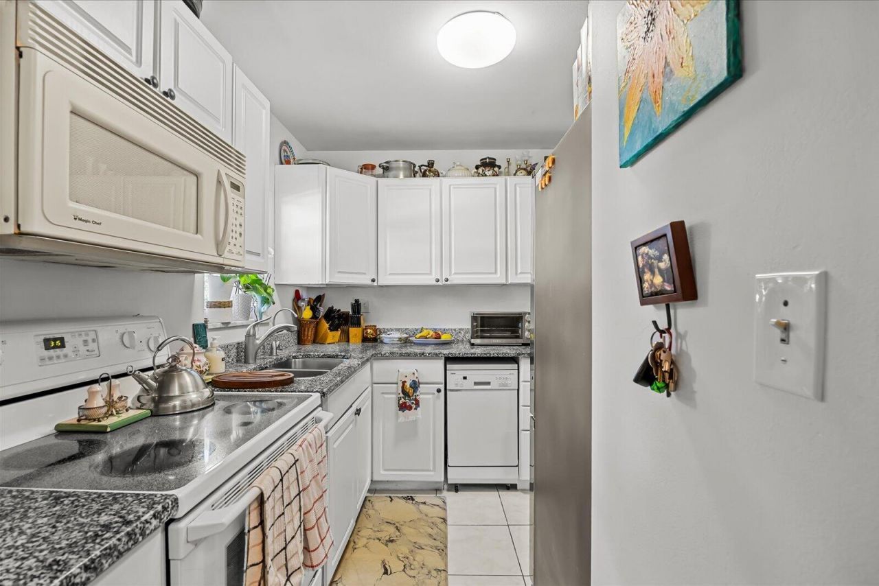 1943 SW Palm City Road, Unit 22-d, Stuart, FL 34994 Photo