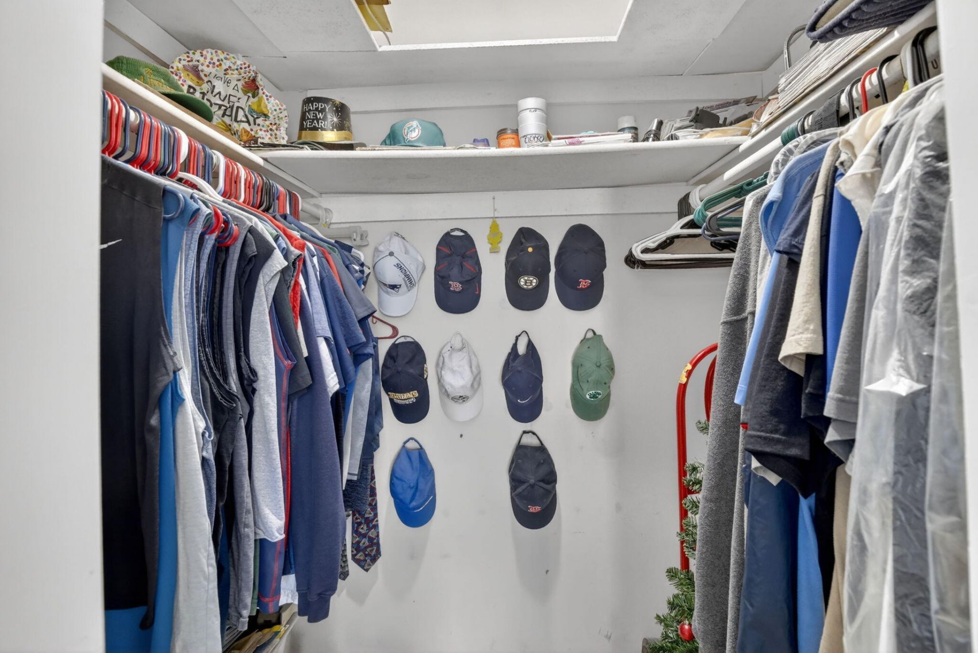 400 NE 12th Avenue, Unit 405, Hallandale Beach, FL 33009 Photo