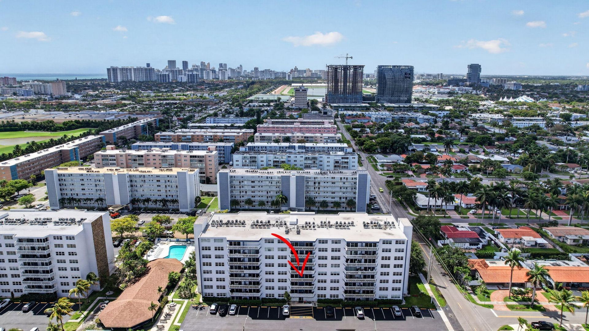 400 NE 12th Avenue, Unit 405, Hallandale Beach, FL 33009 Photo