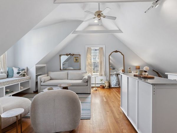 3 Circle Street, Unit 3, Marblehead, MA 01945