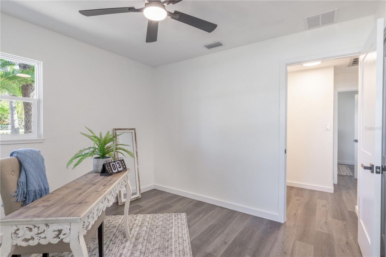 1201 Sherman Avenue , Tavares, FL 32778 Photo