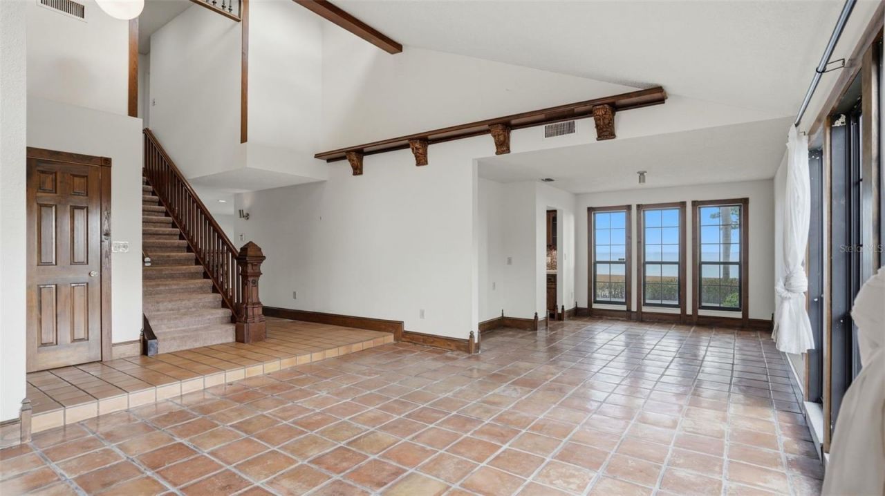 6754 31st Street S, Saint Petersburg, FL 33712 Photo