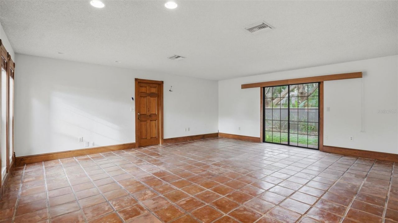 6754 31st Street S, Saint Petersburg, FL 33712 Photo