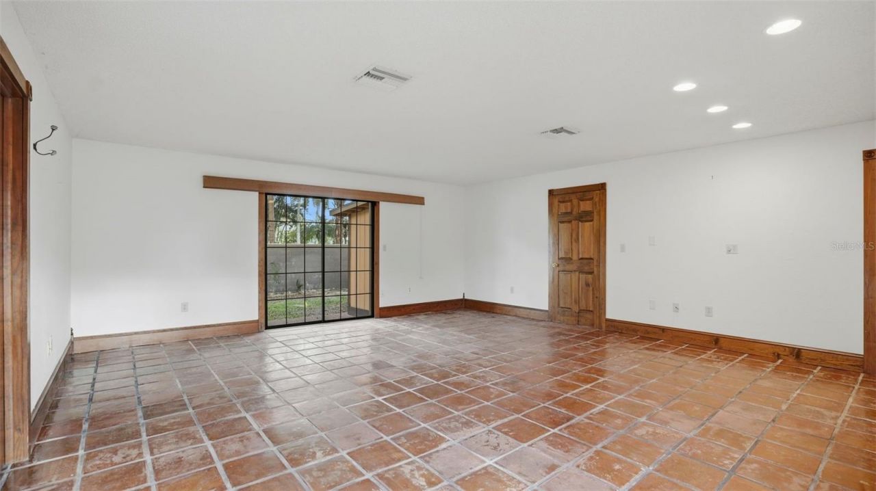 6754 31st Street S, Saint Petersburg, FL 33712 Photo