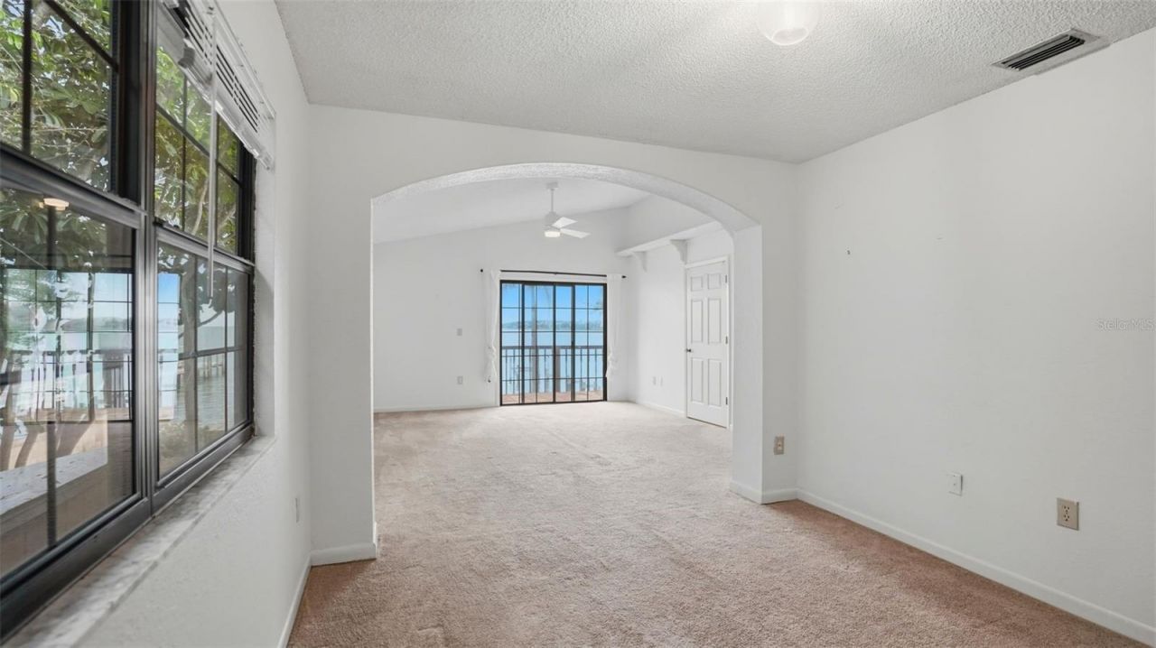 6754 31st Street S, Saint Petersburg, FL 33712 Photo