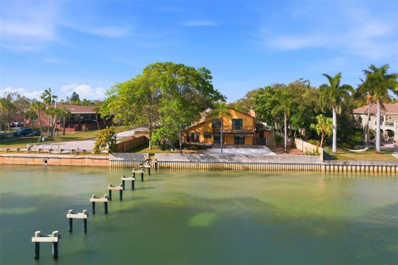 6754 31st Street S, Saint Petersburg, FL 33712 Photo