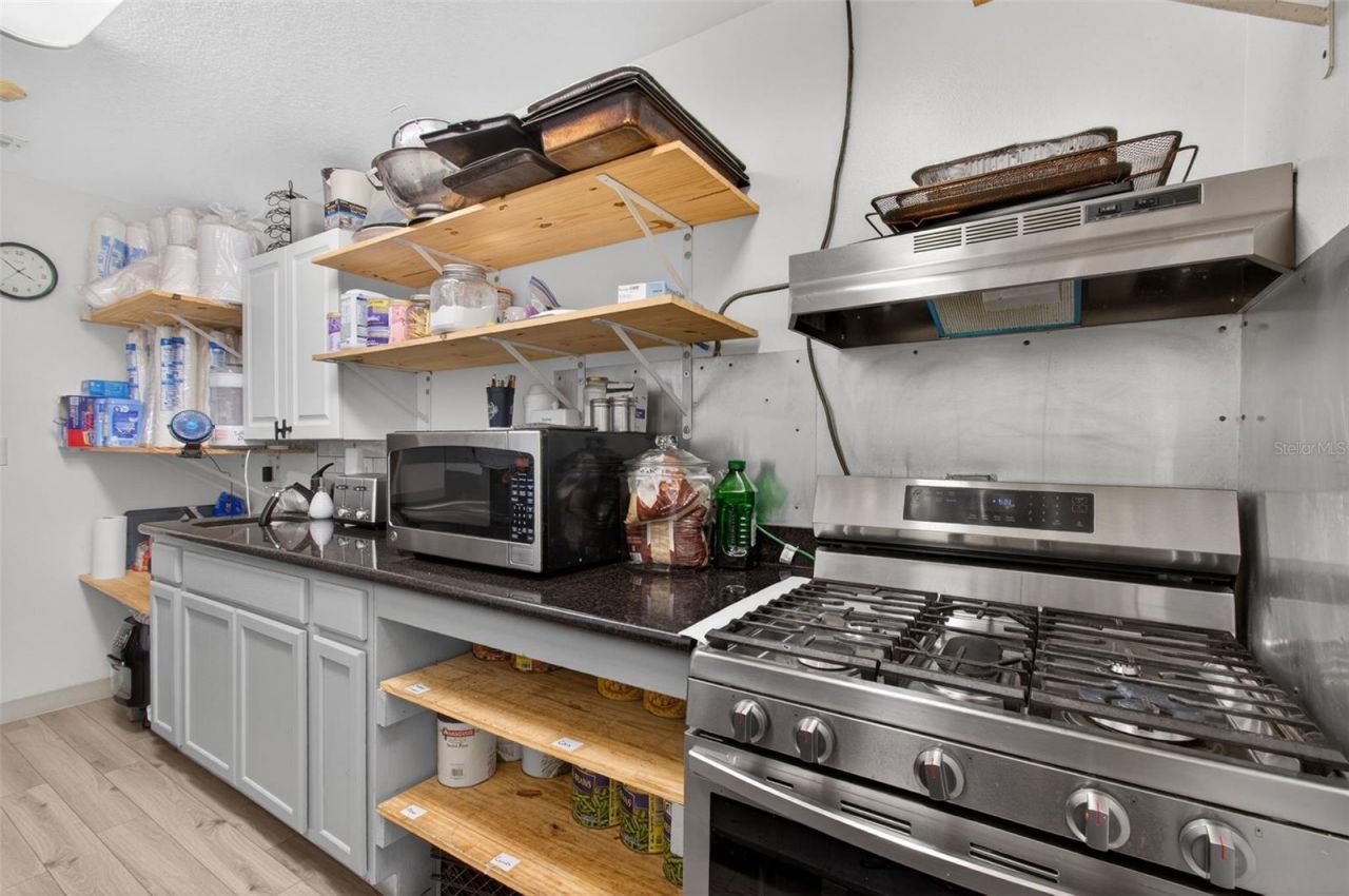 951 E Hathaway Avenue , Bronson, FL 32621 Photo