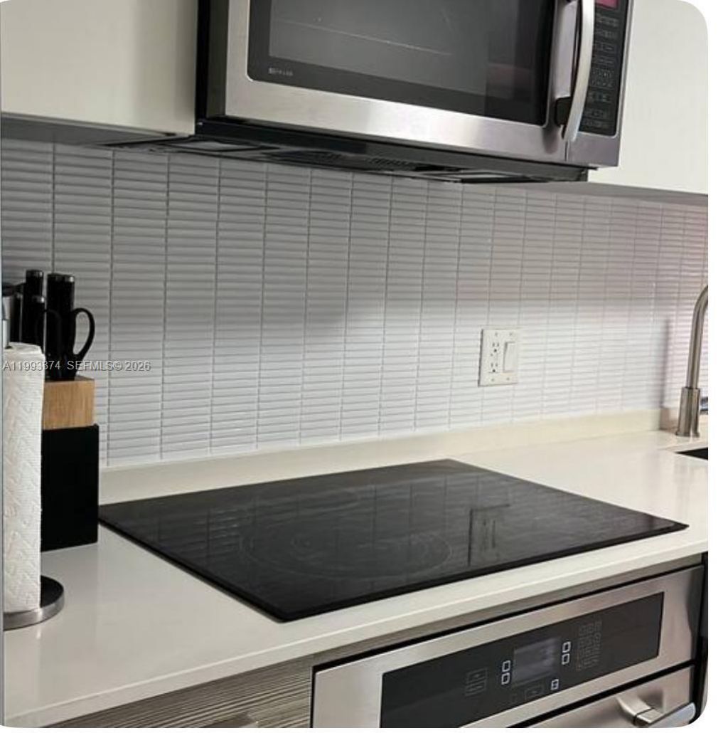 1300 Brickell Bay Dr, Unit 1806, Miami, FL 33131 Photo