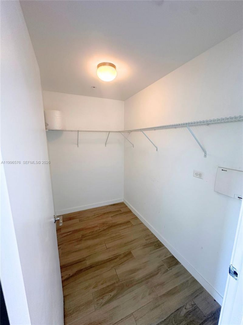 999 SW 1st Ave, Unit 2109, Miami, FL 33130 Photo