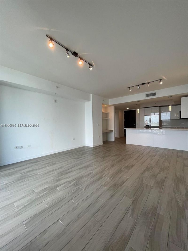 999 SW 1st Ave, Unit 2109, Miami, FL 33130 Photo