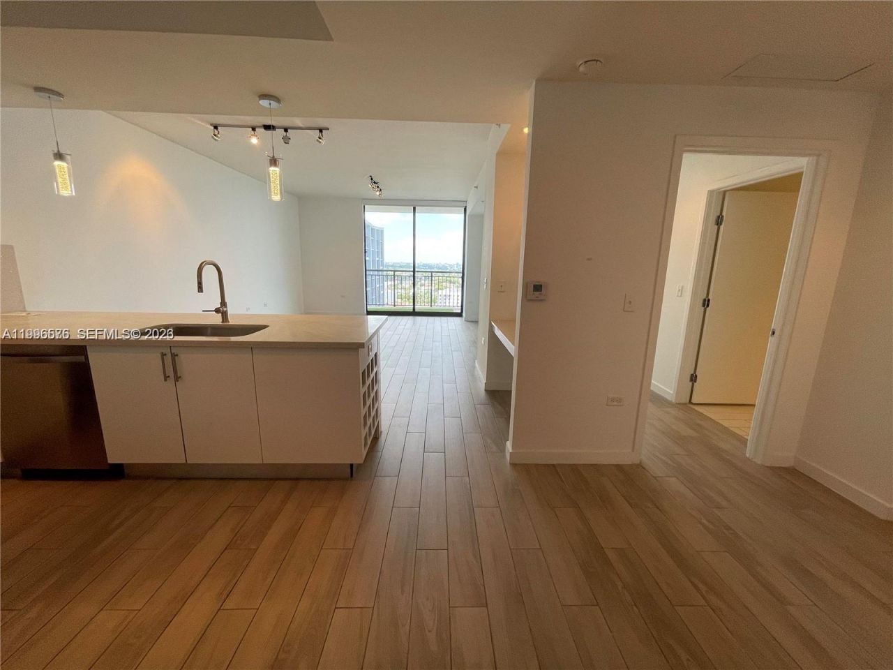 999 SW 1st Ave, Unit 2109, Miami, FL 33130 Photo