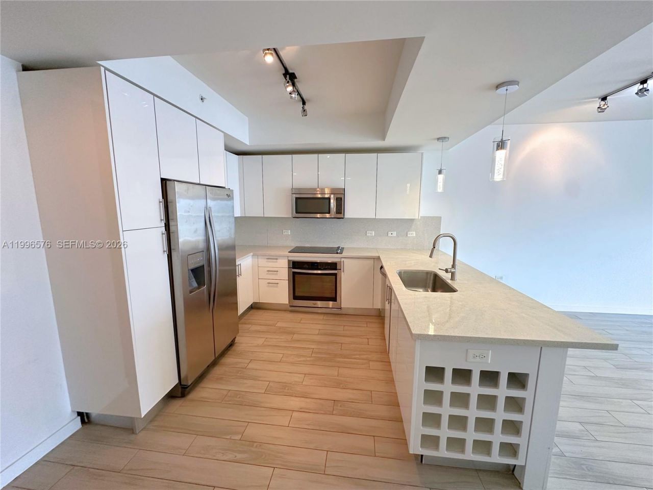 999 SW 1st Ave, Unit 2109, Miami, FL 33130 Photo