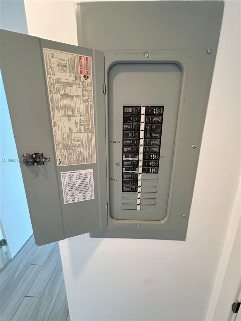999 SW 1st Ave, Unit 2109, Miami, FL 33130 Photo