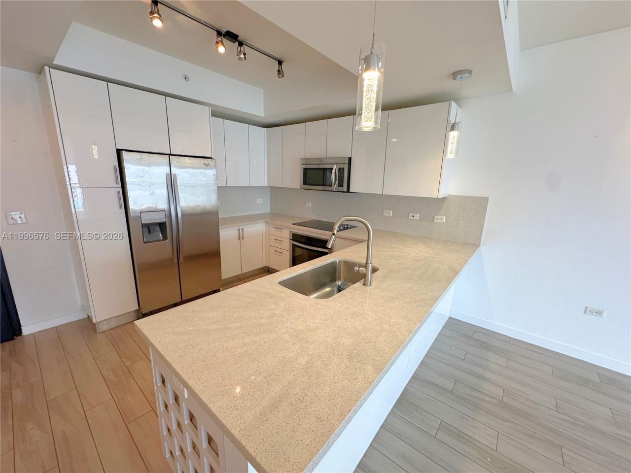 999 SW 1st Ave, Unit 2109, Miami, FL 33130 Photo