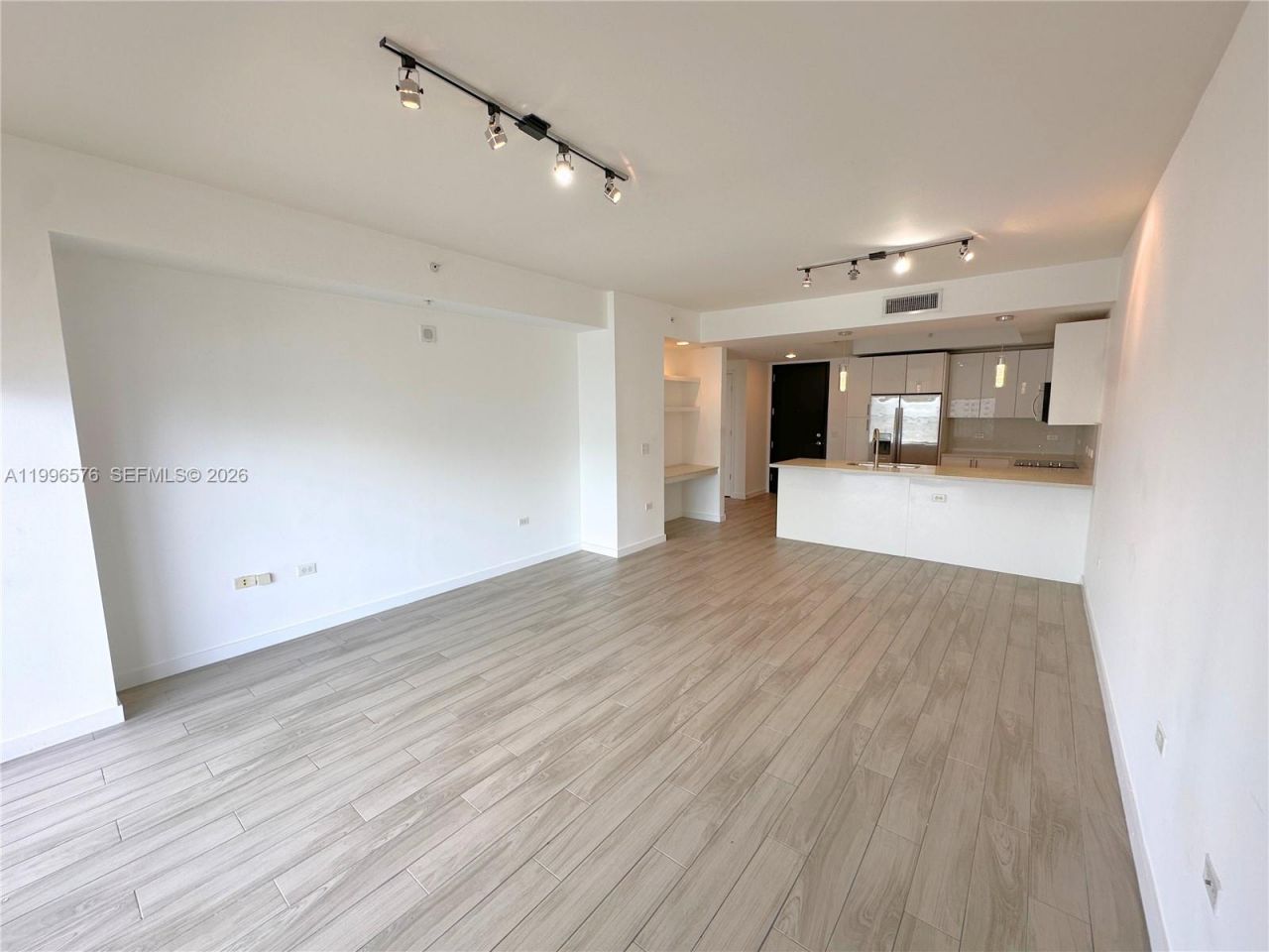 999 SW 1st Ave, Unit 2109, Miami, FL 33130 Photo