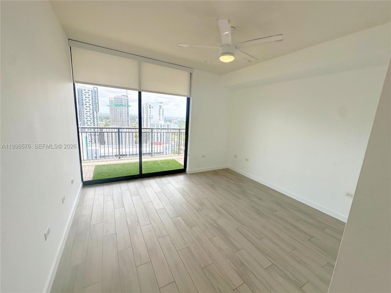 999 SW 1st Ave, Unit 2109, Miami, FL 33130 Photo