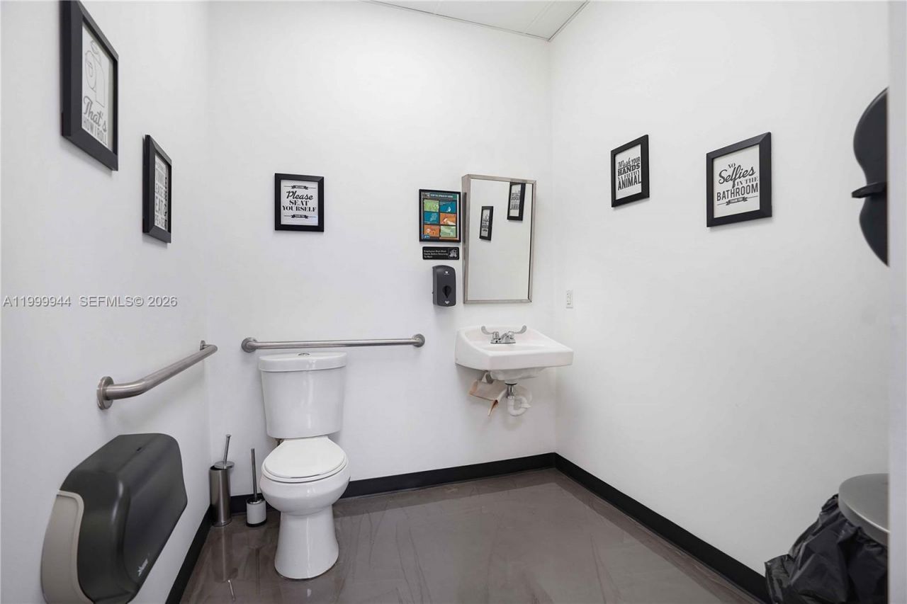 12835 SW 42 St, Miami, FL 33175 Photo