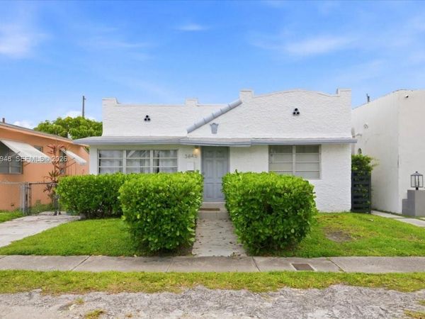 3645 SW 25th Ter , Miami, FL 33133
