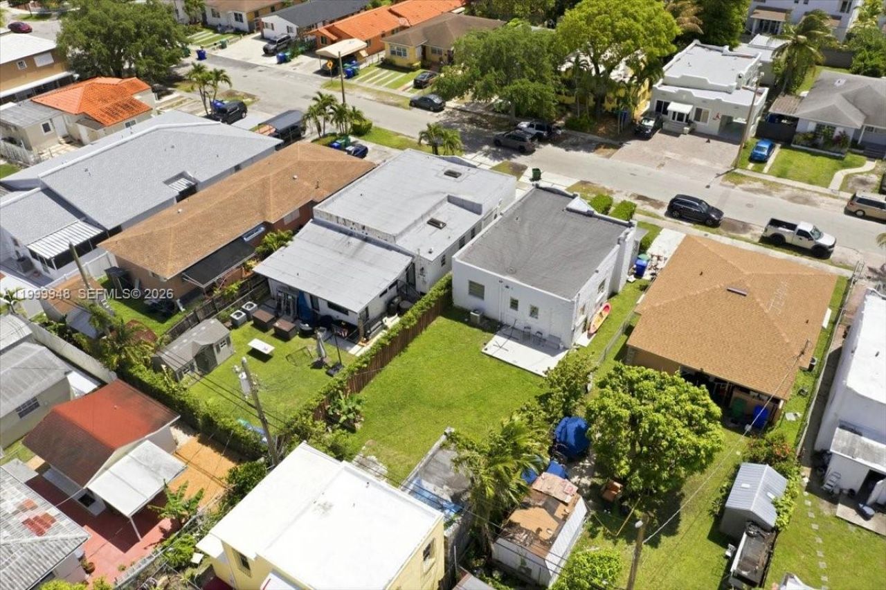 3645 SW 25th Ter, Miami, FL 33133 Photo