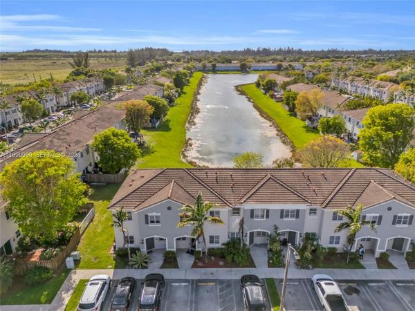 3064 SE 17th Ave, Homestead, FL 33035