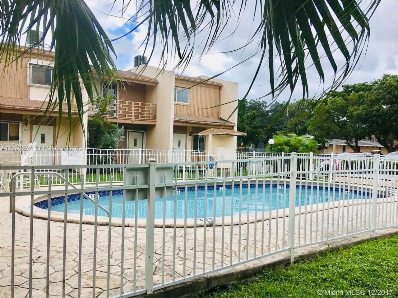 2831 Pierce St, Unit 106, Hollywood, FL 33020 Photo