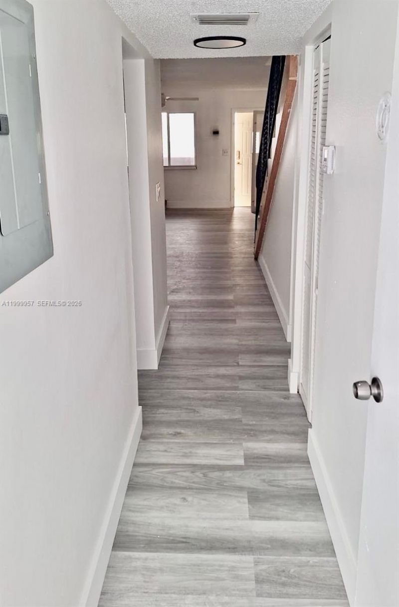 2831 Pierce St, Unit 106, Hollywood, FL 33020 Photo