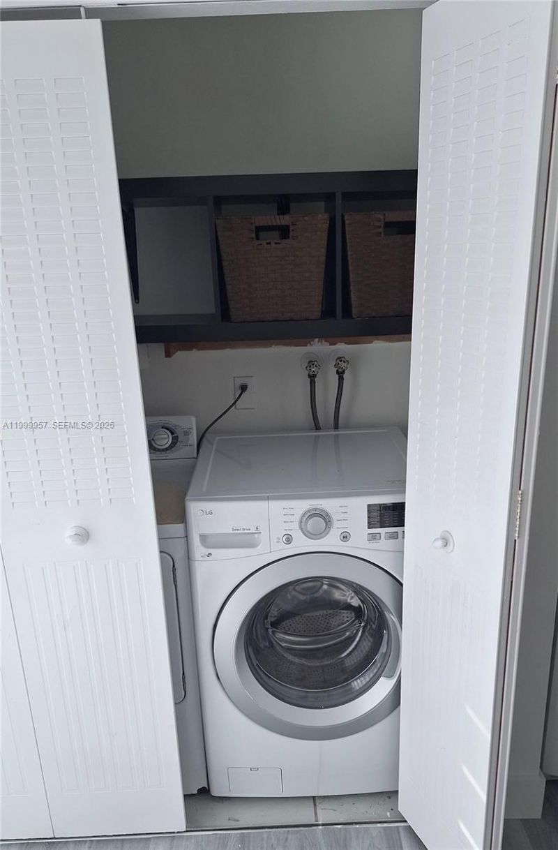 2831 Pierce St, Unit 106, Hollywood, FL 33020 Photo