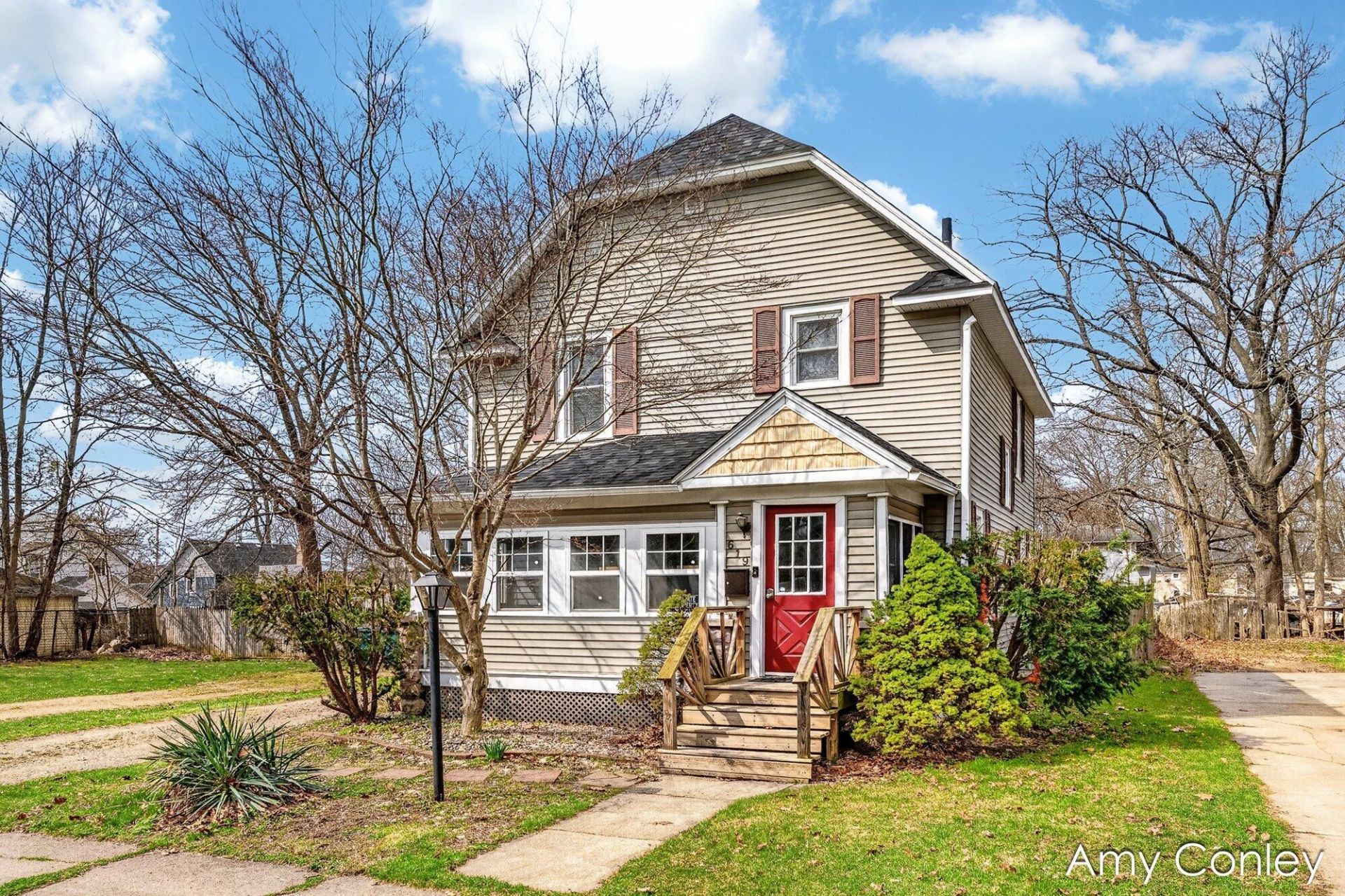 619 Fairbanks Avenue, Kalamazoo, MI 49048 Main Photo