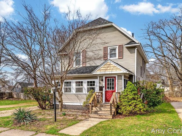 619 Fairbanks Avenue, Kalamazoo, MI 49048