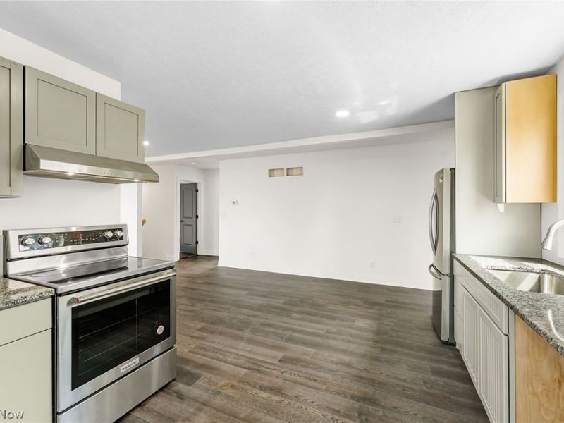 9509 Reed Road, Columbia Station, OH 44028 Photo 8