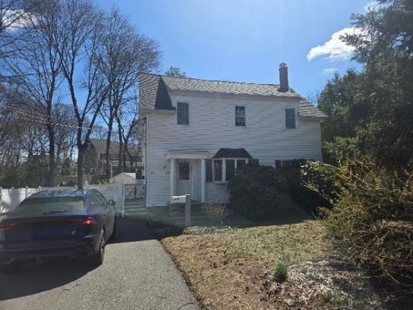 279 Osgood St, North Andover, MA 01845