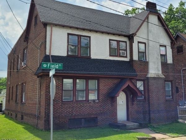 326 Field Pl, Unit 2L, Hillside, NJ 07205