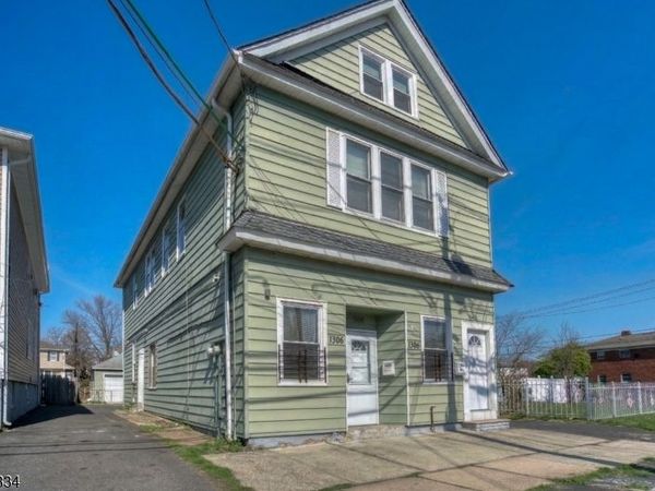 906 Roselle St, Linden, NJ 07036