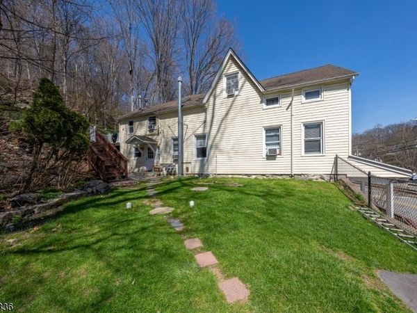 468 Hamburg Tpke, West Milford, NJ 07480