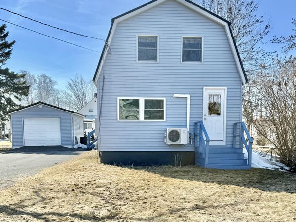 31 Delmont Street, Presque Isle, ME 04769