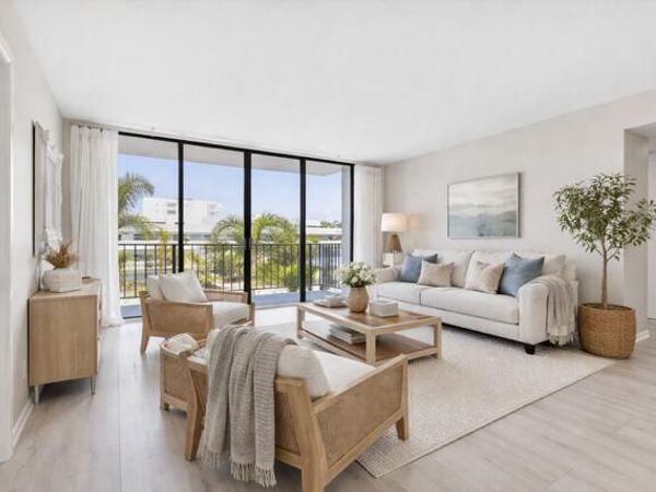 3800 Washington Road, Unit 310, West Palm Beach, FL 33405