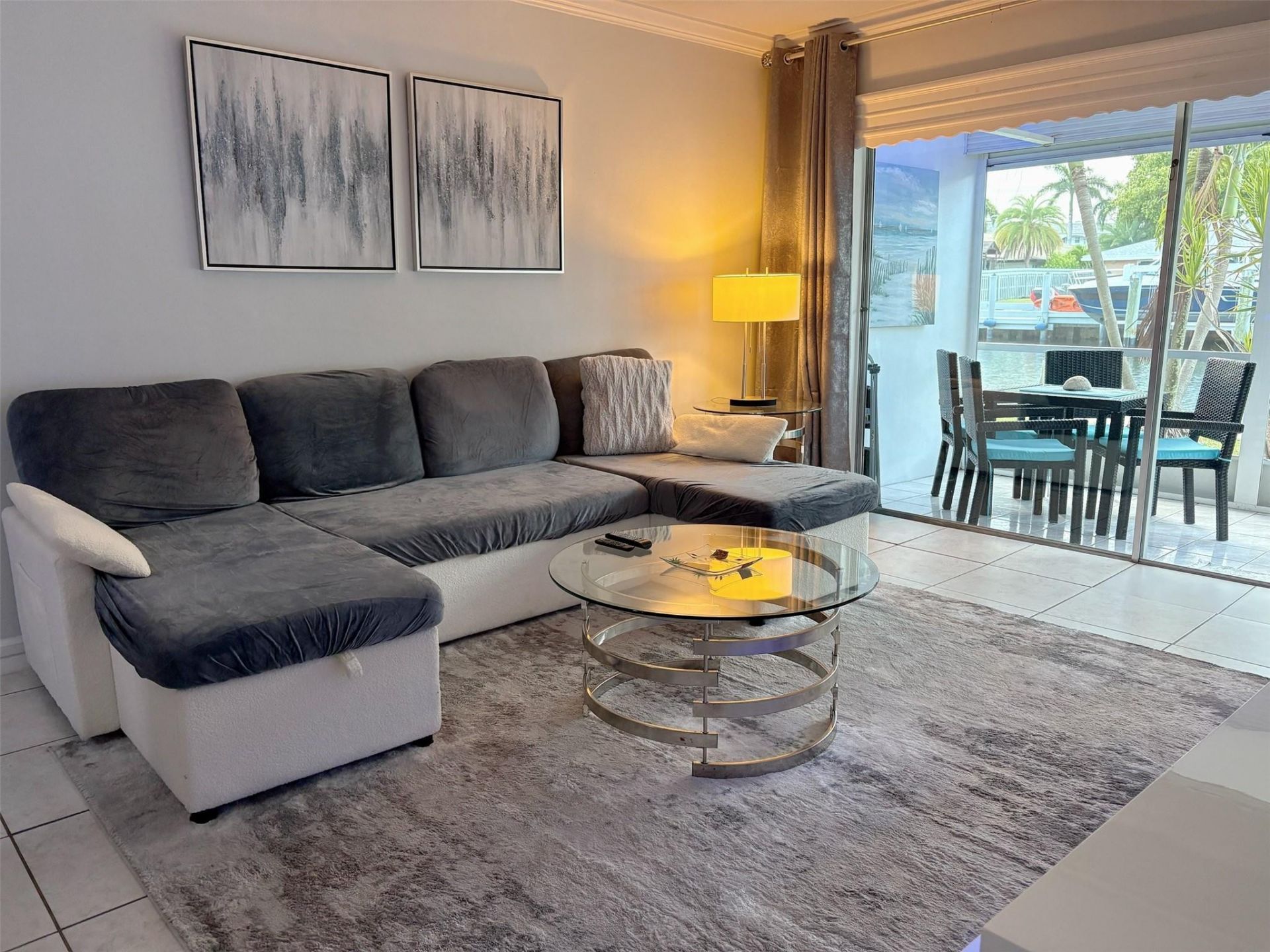 470 Paradise Isle Boulevard, Unit 105, Hallandale Beach, FL 33009 Photo