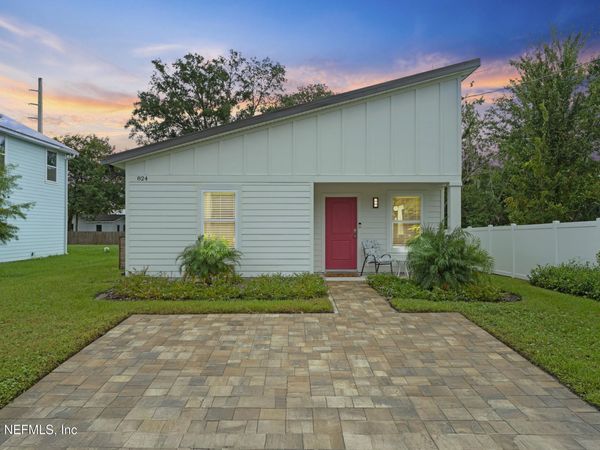 824 S RODRIQUEZ Street, St. Augustine, FL 32084