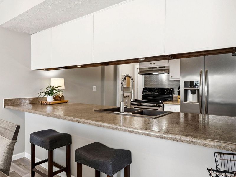 5264 Saddlebrook Drive, Columbus, OH 43221 Photo 11