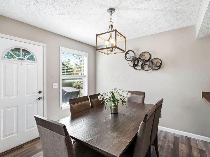 5264 Saddlebrook Drive, Columbus, OH 43221 Photo 13